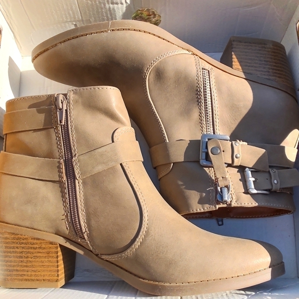 Tan zip up buckle ankle booties